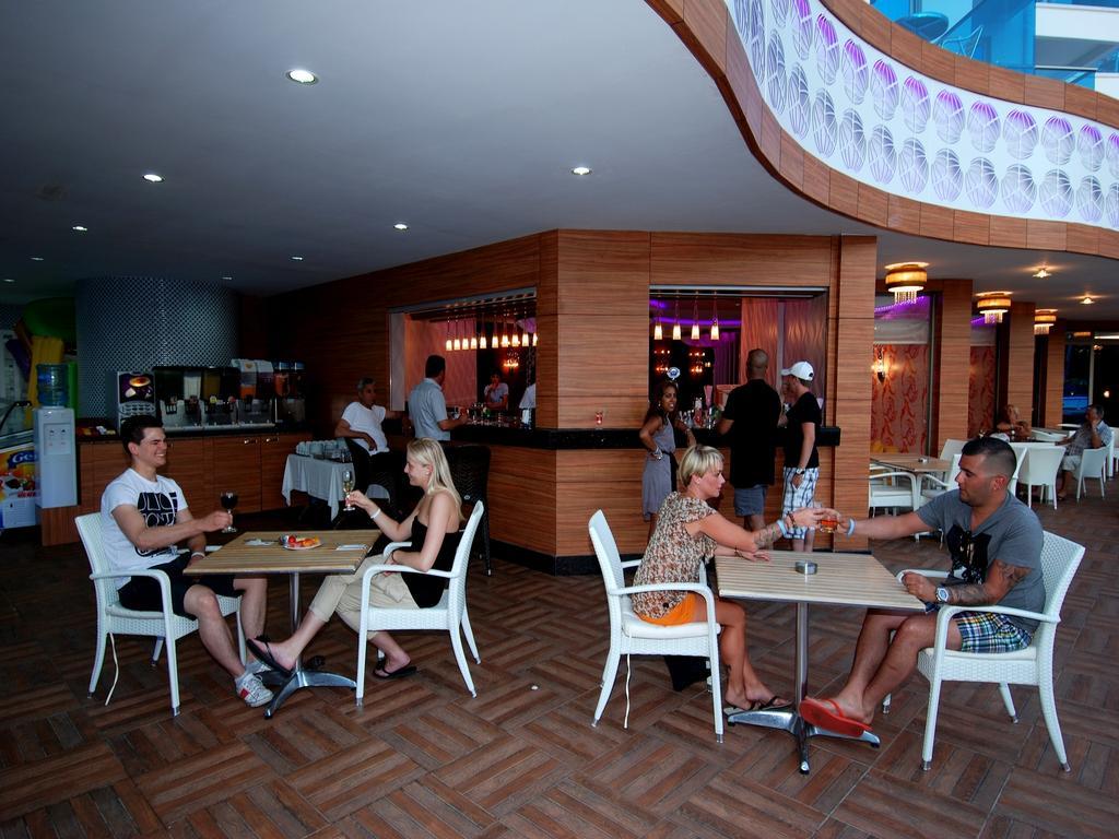 Grand Zaman Beach Hotel Alanya Exterior photo
